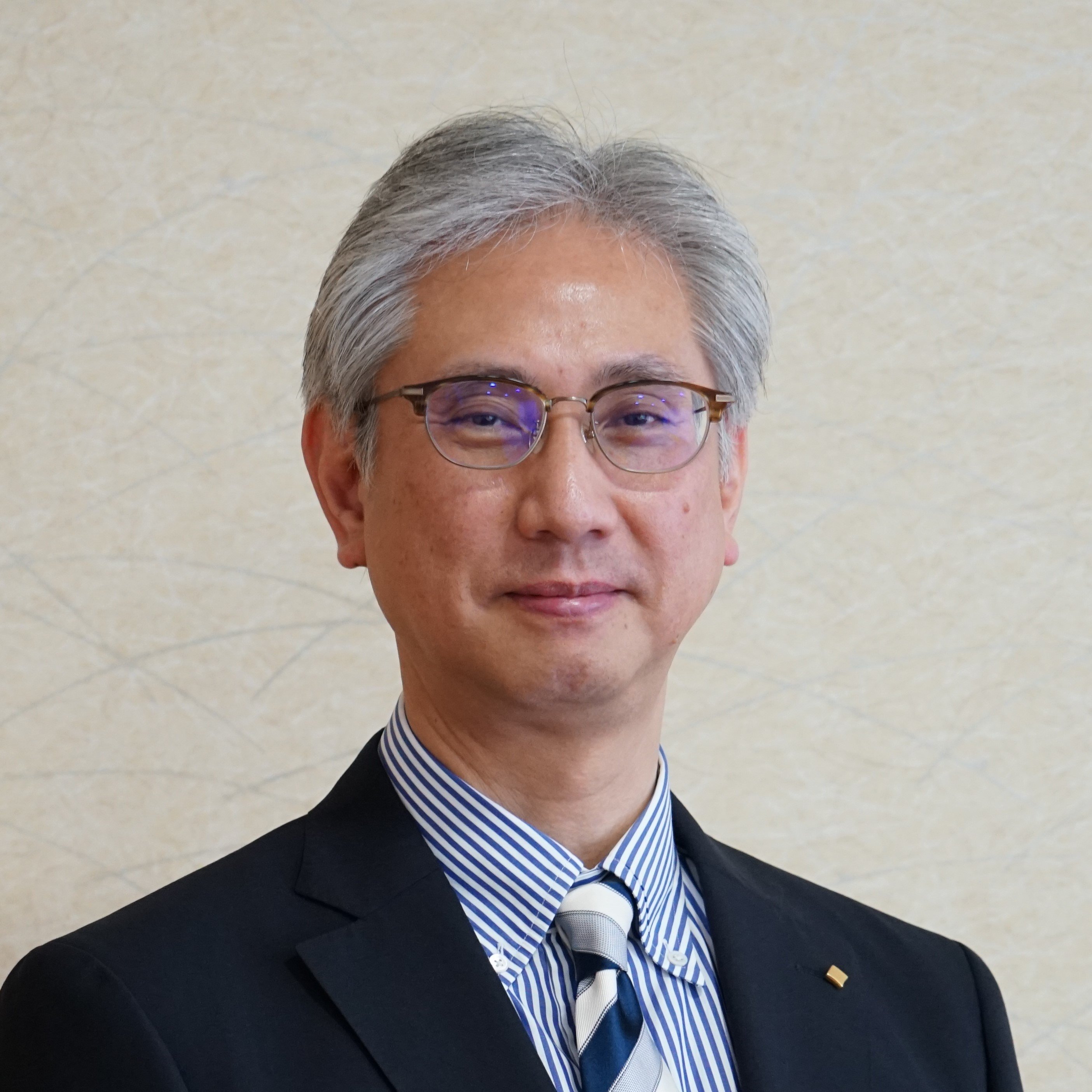 横河電機_瀬戸口氏　プロフィール写真